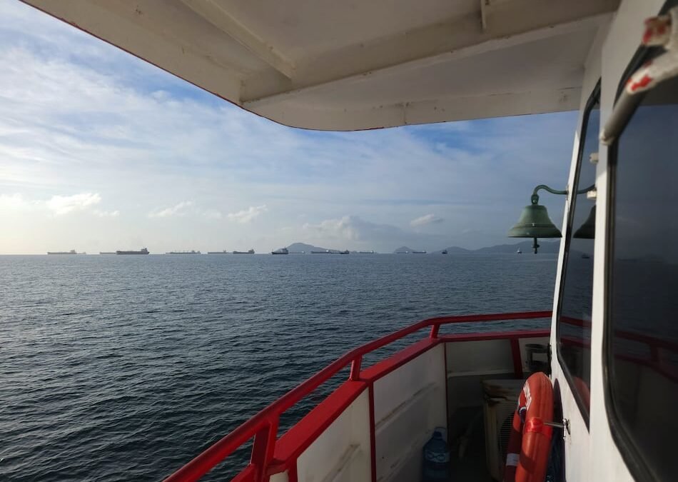 Restablecen ferry a Taboga tras suspensión por protestas laborales