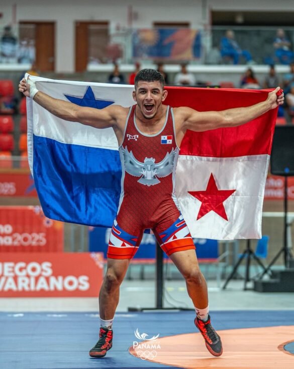 Ángel Cortés gana oro y es homenajeado en Tocumen