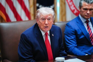 EE UU aplicará aranceles a países que vendan petróleo a Cuba