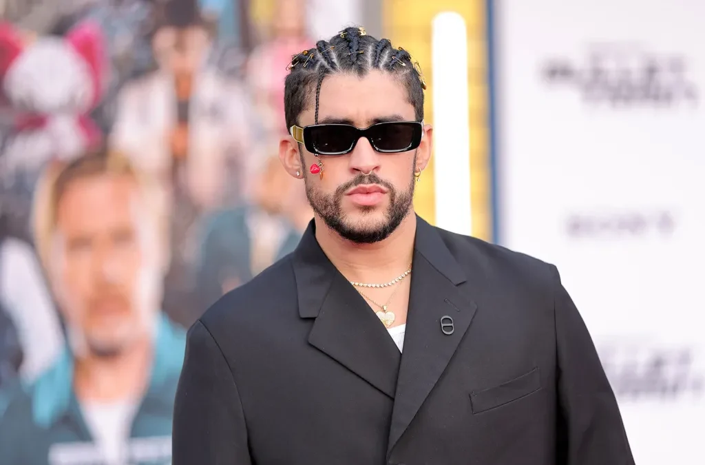 Bad Bunny y Rimas enfrentan demanda millonaria por derechos de voz