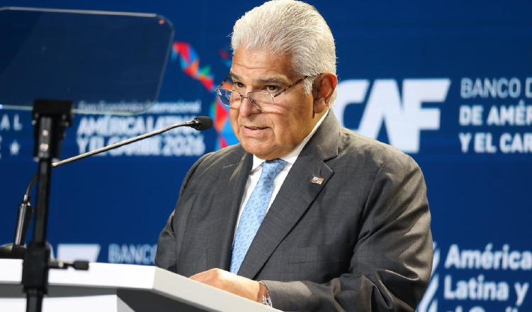 Mulino urge fortalecer integración regional en foro del CAF