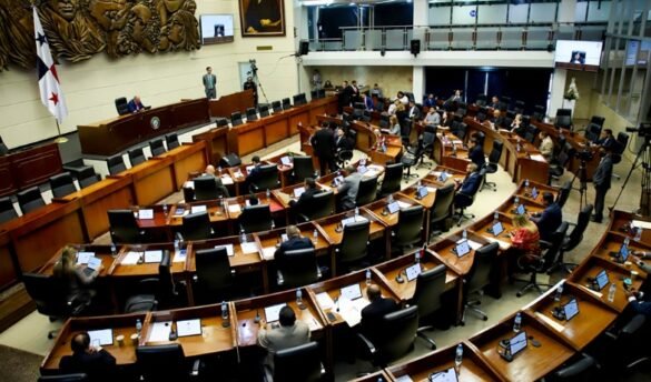 Asamblea de Panamá autoriza a diputados a ejercer como abogados