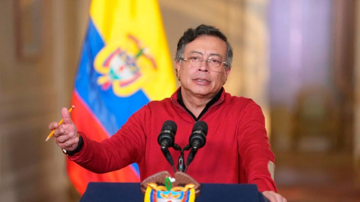 Colombia: marchas y debate por aumento del salario mínimo 23,7%