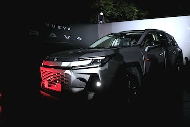 Ricardo Pérez lanza la nueva Toyota RAV4 en su 70 aniversario