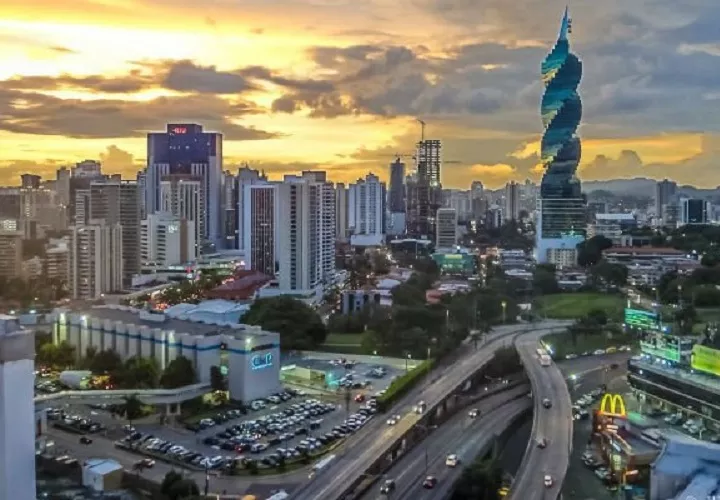 Panamá crece 4,07% en enero 2026 por transporte y comercio