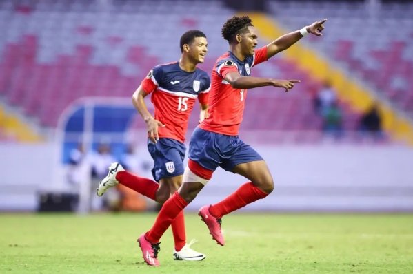 Cuba sub-20 vence 3-0 al Sporting San Miguelito en Panamá