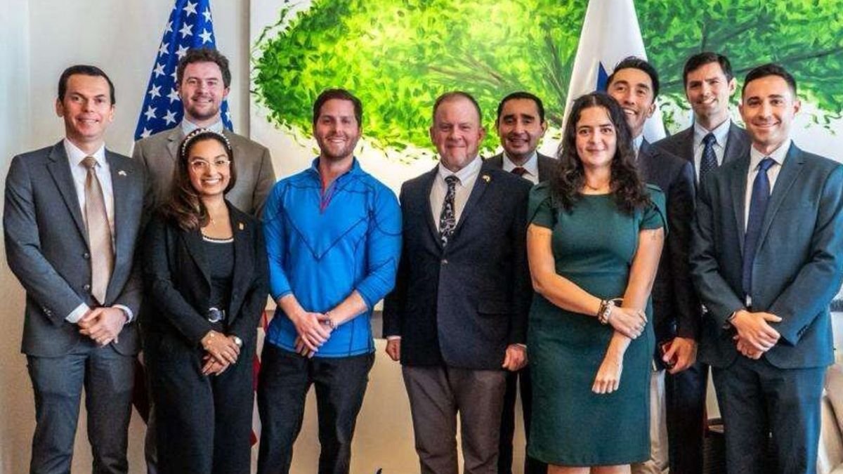 Mayer Mizrachi refuerza proyectos de ciudades inteligentes en Panamá