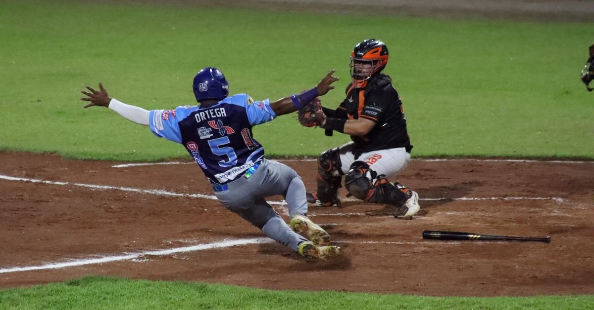 Béisbol Mayor 2026: Jornada clave define clasificados este viernes