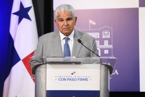 Mulino pide flexibilidad laboral tras cierre del Puente de las Américas