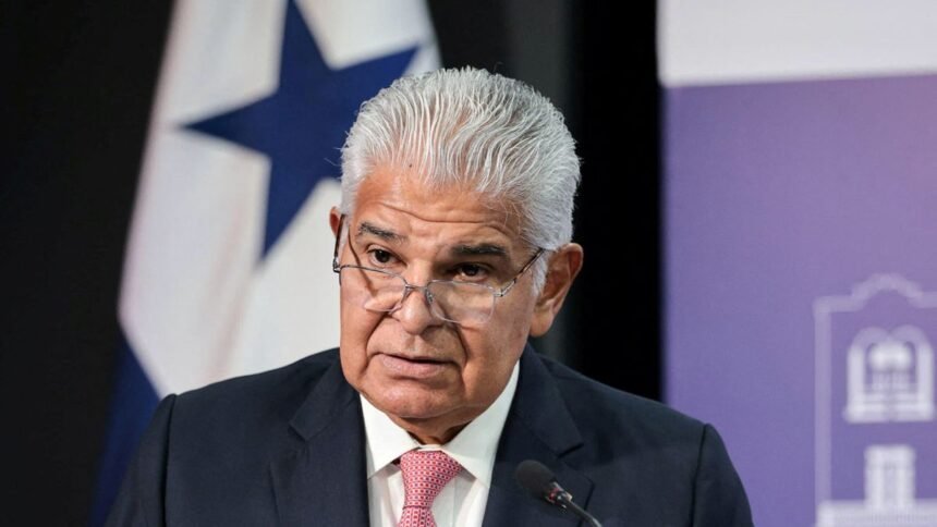 Mulino revisa regulación de plataformas de transporte en Panamá