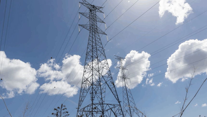 Fallas eléctricas en Panamá y Colón por lluvias, reporta ETESA