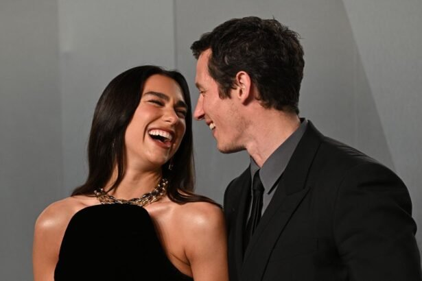 Dua Lipa y Callum Turner tendrán boda de tres días en Palermo