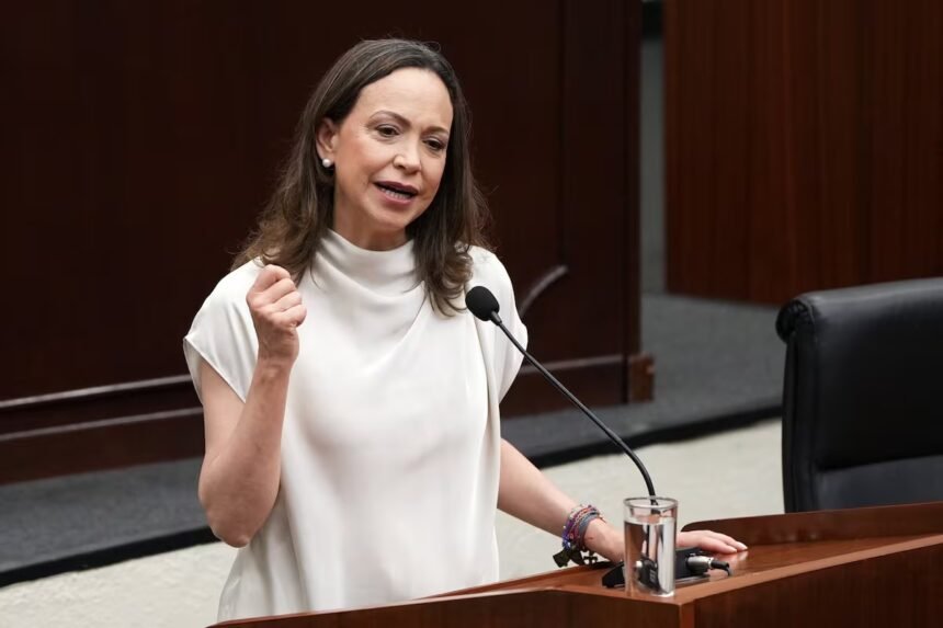 María Corina Machado regresa a Venezuela para impulsar transición