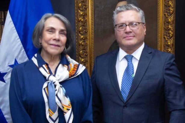 Honduras nombra nuevos embajadores en Alemania, Panamá y RD