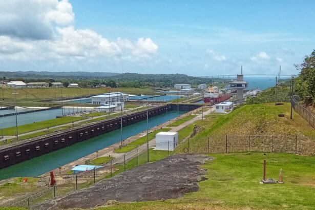 Suiza se adhiere al Tratado de Neutralidad del Canal de Panamá