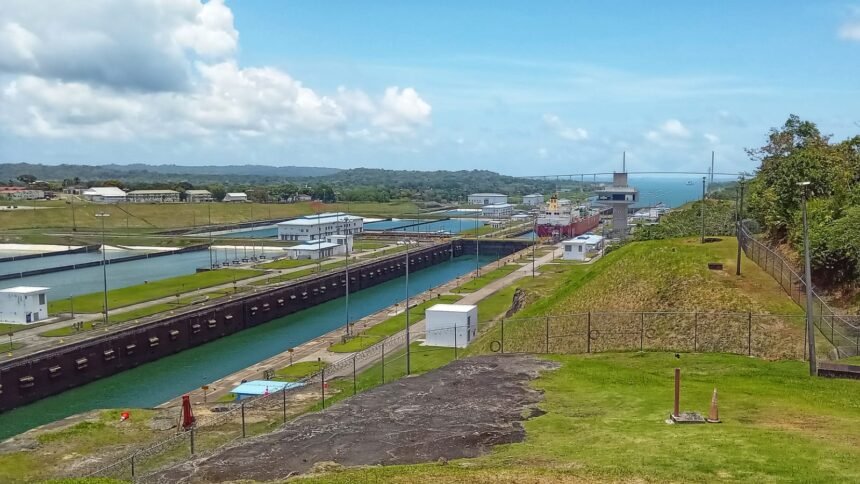 Suiza se adhiere al Tratado de Neutralidad del Canal de Panamá