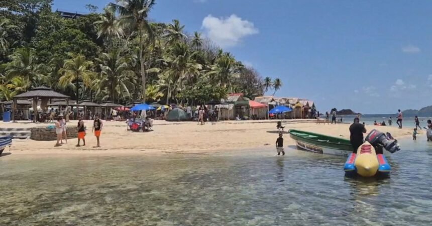 Foro impulsa promoción y seguridad del turismo en Colón