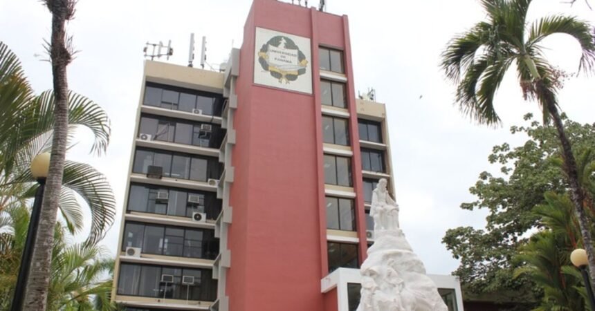 Universidad de Panamá destaca en ranking EduRank 2026 en investigación