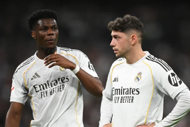 Real Madrid multa con 500.000 euros a Valverde y Tchouaméni
