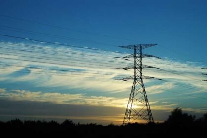 ICE descarta importar electricidad de Panamá en 2026