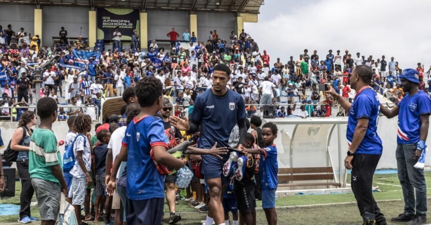 Cabo Verde cierra preparación para el Mundial 2026 en Santiago
