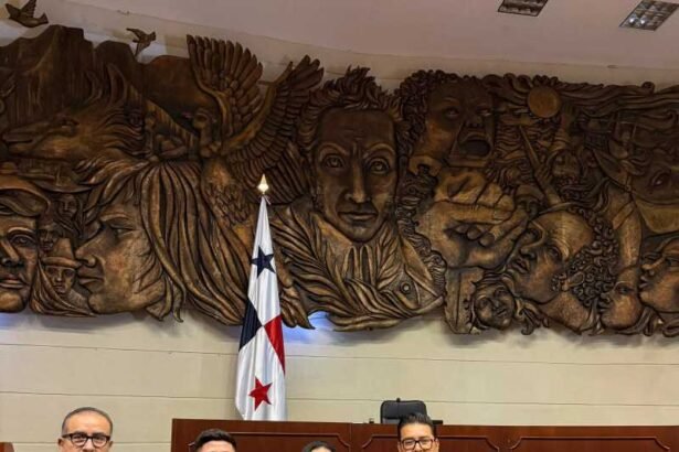 Néstor Camarillo impulsa cooperación legislativa y ambiental en Panamá