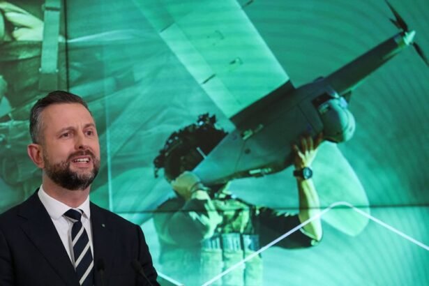 EE UU considera instalar base militar permanente en Polonia