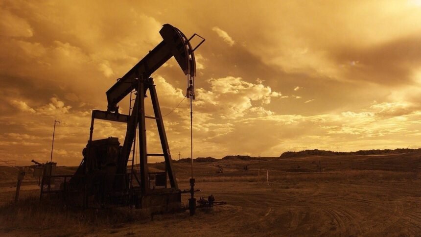 WTI cae a US$73,63 tras suspensión de sanciones a Irán