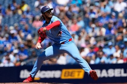 Dylan Cease impulsa a Blue Jays ante Seattle Mariners y Castillo