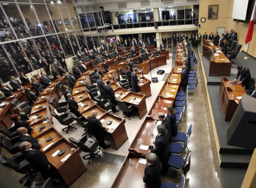 Asamblea de Panamá negocia conformación de comisiones clave