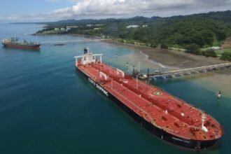 Estado panameño asumirá control total de Petroterminal en agosto