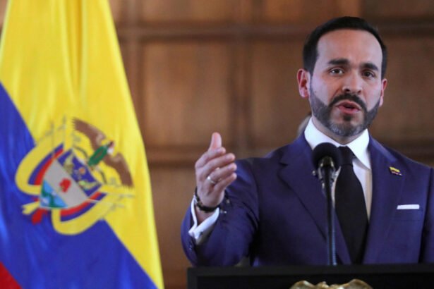 Colombia rompe relaciones diplomáticas con Irán y declara terrorista a la Guardia Revolucionaria