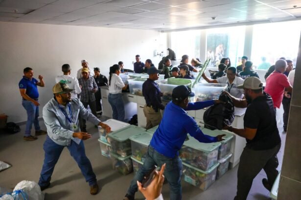 Gobierno panameño entrega ayuda a afectados por terremoto en 53 comunidades