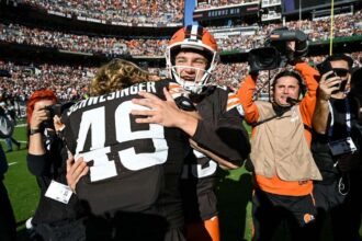 Browns vencen 13-10 a Ravens con gol de campo en el último segundo