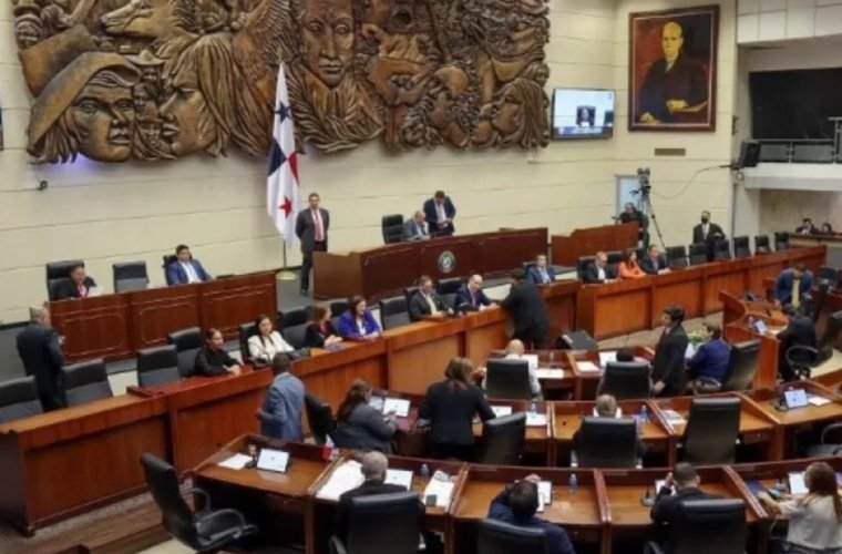 Gobierno evalúa sesiones extraordinarias por presupuesto 2027